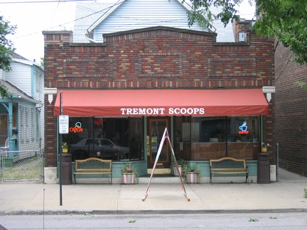 Tremont Scoops